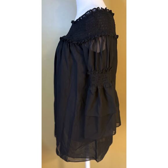 Max Studio Black Off the Shoulder Blouse Tiered Sleeves Size XS NWT - Picture 4 of 7
